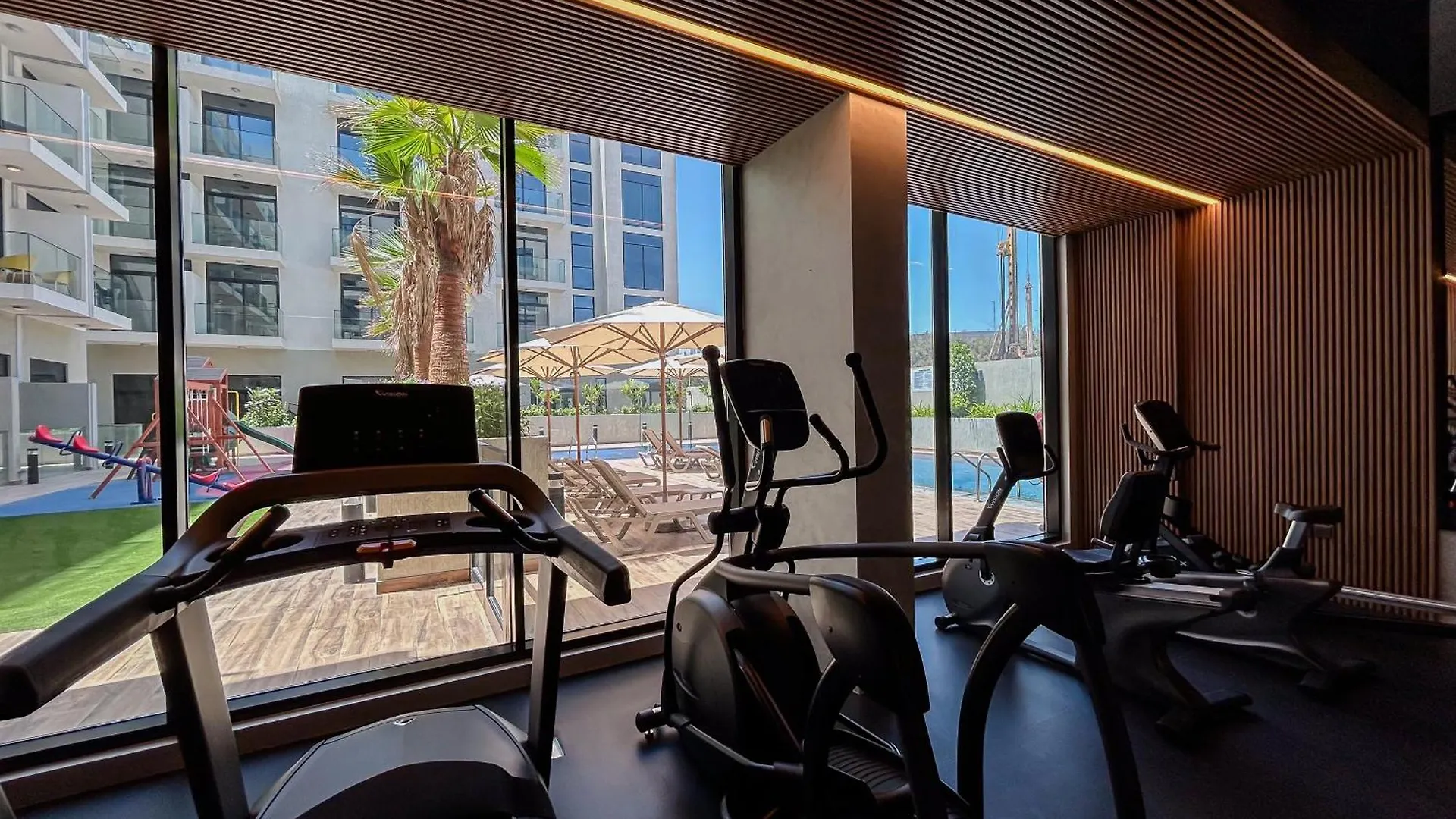Appartamento Elegant Jvc Stay Luxury Amid Nature Dubai