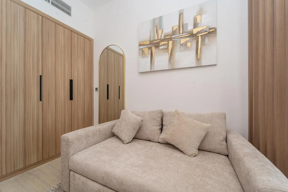 Apartment Elegant Jvc Stay Luxury Amid Nature Dubai