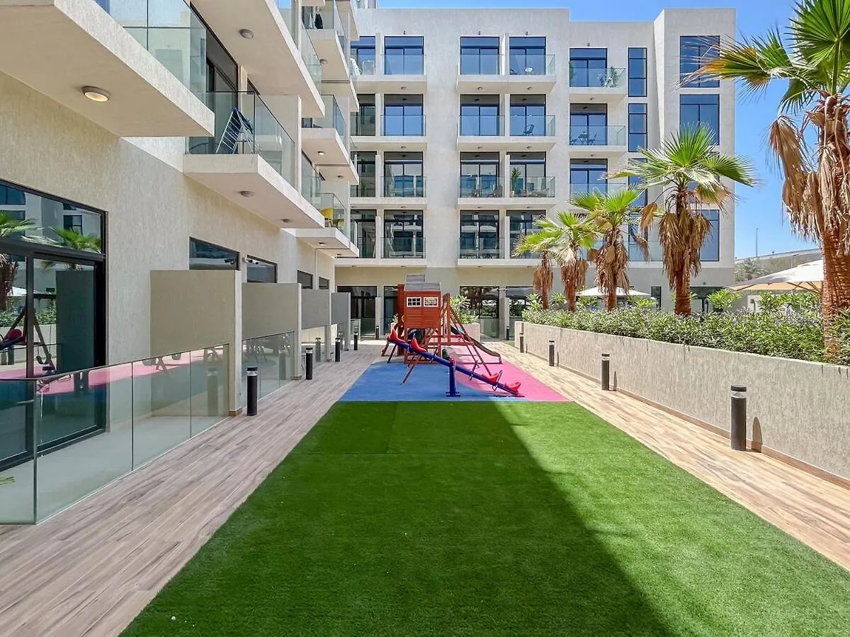 Apartment Elegant Jvc Stay Luxury Amid Nature Dubai United Arab Emirates