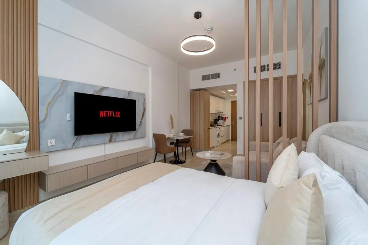 Apartment Elegant Jvc Stay Luxury Amid Nature Dubai