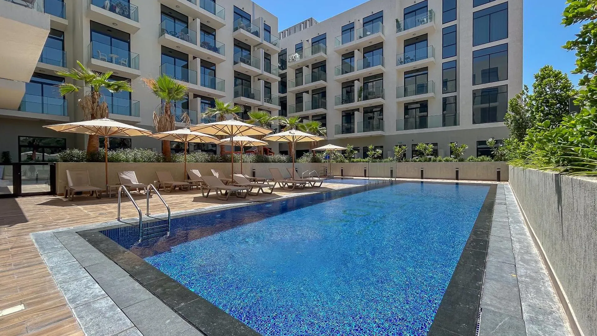 Elegant Jvc Stay Luxury Amid Nature Dubai Apartment